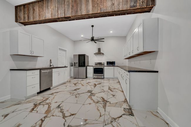 1431 Winchester Hwy, House other with 4 bedrooms, 3 bathrooms and 12 parking in Hillsboro TN | Image 11