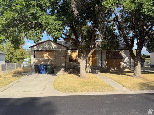 3427 S 3690 W, West Valley City, UT, 84120-2266 | Card Image