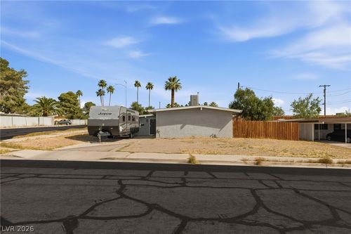 1609 San Pedro Ave, Las Vegas, NV, 89104-3549 | Card Image