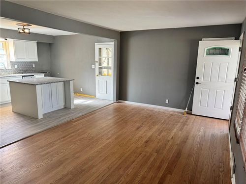 1401 Ne 67th St, Gladstone, MO, 64118-3539 | Card Image