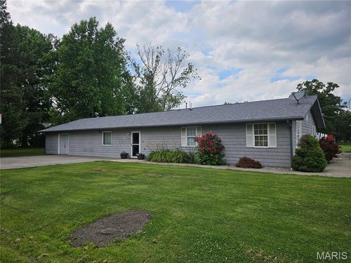 202 Jeremiah St, Willisville, IL, 62997 | Card Image