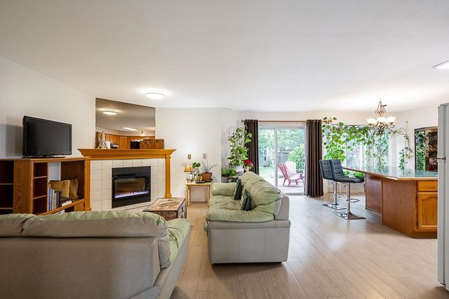2992 152a St, House other with 3 bedrooms, 2 bathrooms and 4 parking in Surrey BC | Image 15