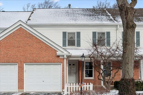 216 Country Club Dr, Prospect Heights, IL, 60070-2566 | Card Image