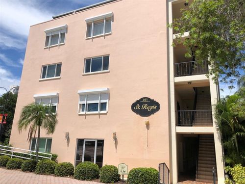 unit-301-301 S Gulfstream Ave, Sarasota, FL, 34236-6771 | Card Image