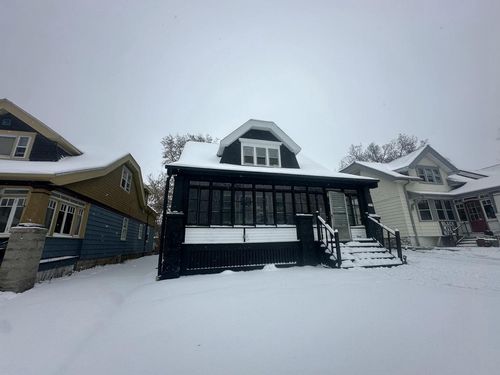 1331 N 44th Street, Milwaukee, WI, 53208 | Card Image