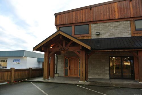 a-1691 Willow St, Campbell River, BC, V9W3M8 | Card Image