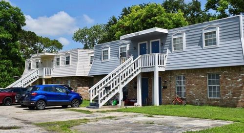 1500 Oleander Dr, La Marque, TX, 77568-5555 | Card Image