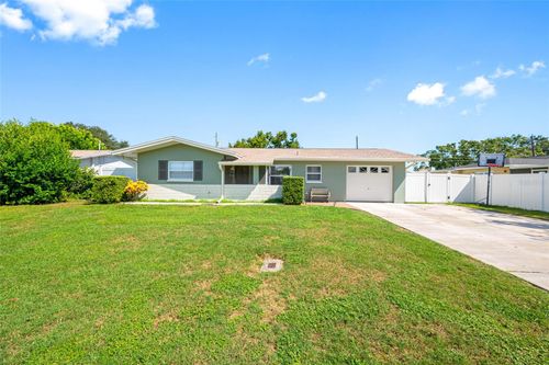 14095 Chamberlain Ave, LARGO, FL, 33774-3909 | Card Image