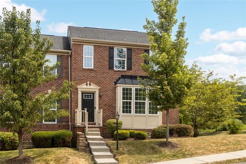 700 Carver Dr, Wexford, PA, 15090-6843 | Card Image