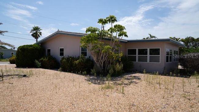 6405 2 Nd Palm Pt, House other with 3 bedrooms, 2 bathrooms and null parking in St Pete Beach FL | Image 13
