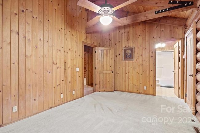 MASTER BEDROOM | Image 8