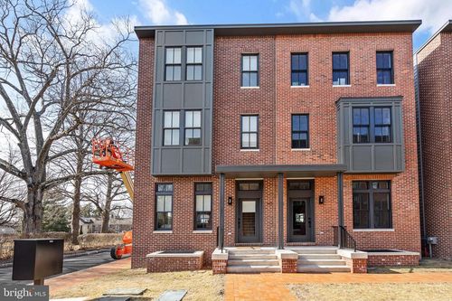 113 Thornton St, NEWTOWN, PA, 18940-1984 | Card Image