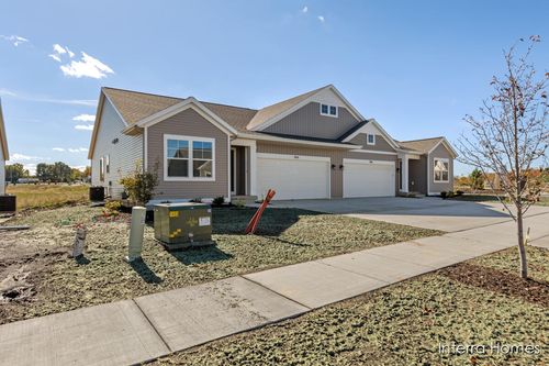 2-994 Comstock Park Dr Nw, Comstock Park, MI, 49321 | Card Image