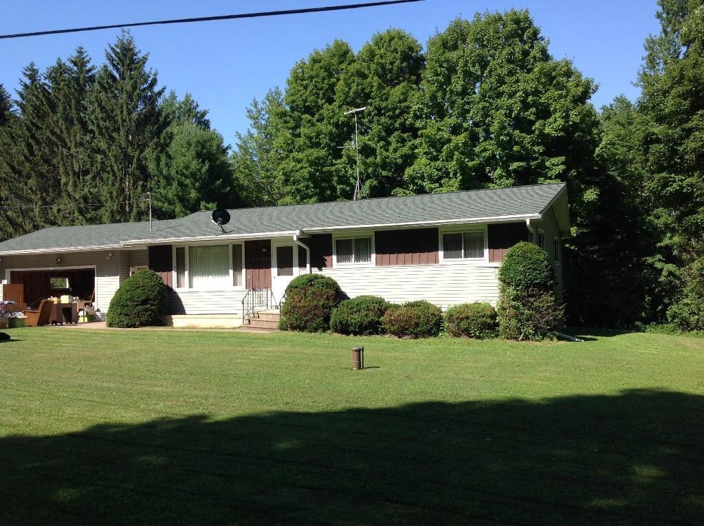 Rhinestone Rd, Wausau, WI 54403