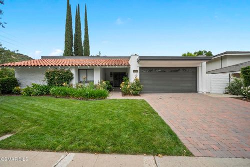 1690 Camberwell Pl, Westlake Village, CA, 91361-1507 | Card Image