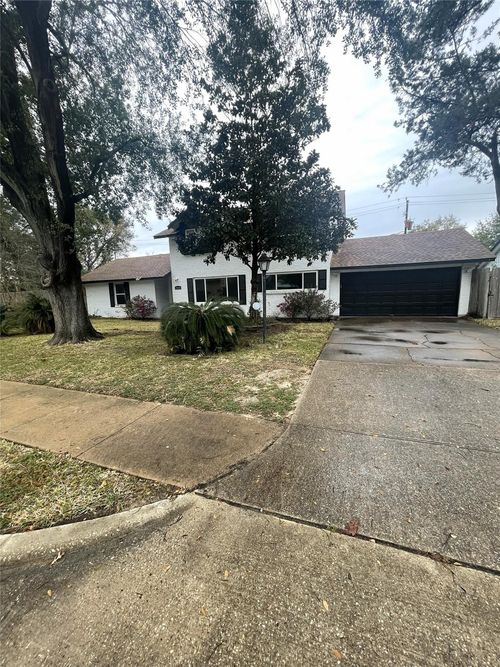 10518 Moorberry Ln, Houston, TX, 77043-2606 | Card Image