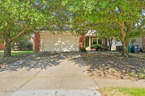 2225 Southway, Denton, TX, 76207-1029 | Card Image