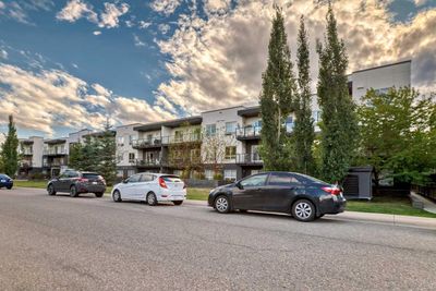 112 - 15233 1 St Se, Condo with 1 bedrooms, 1 bathrooms and 1 parking in Calgary AB | Image 3