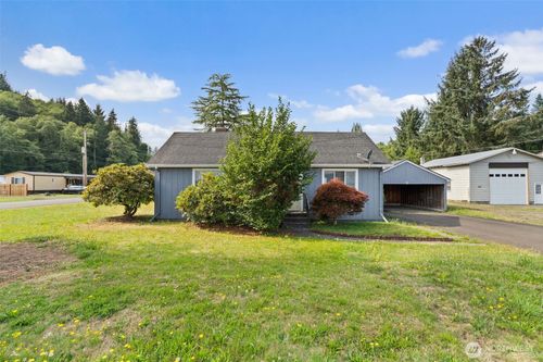 1206 W 4th St, South Bend, WA, 98586-8918 | Card Image