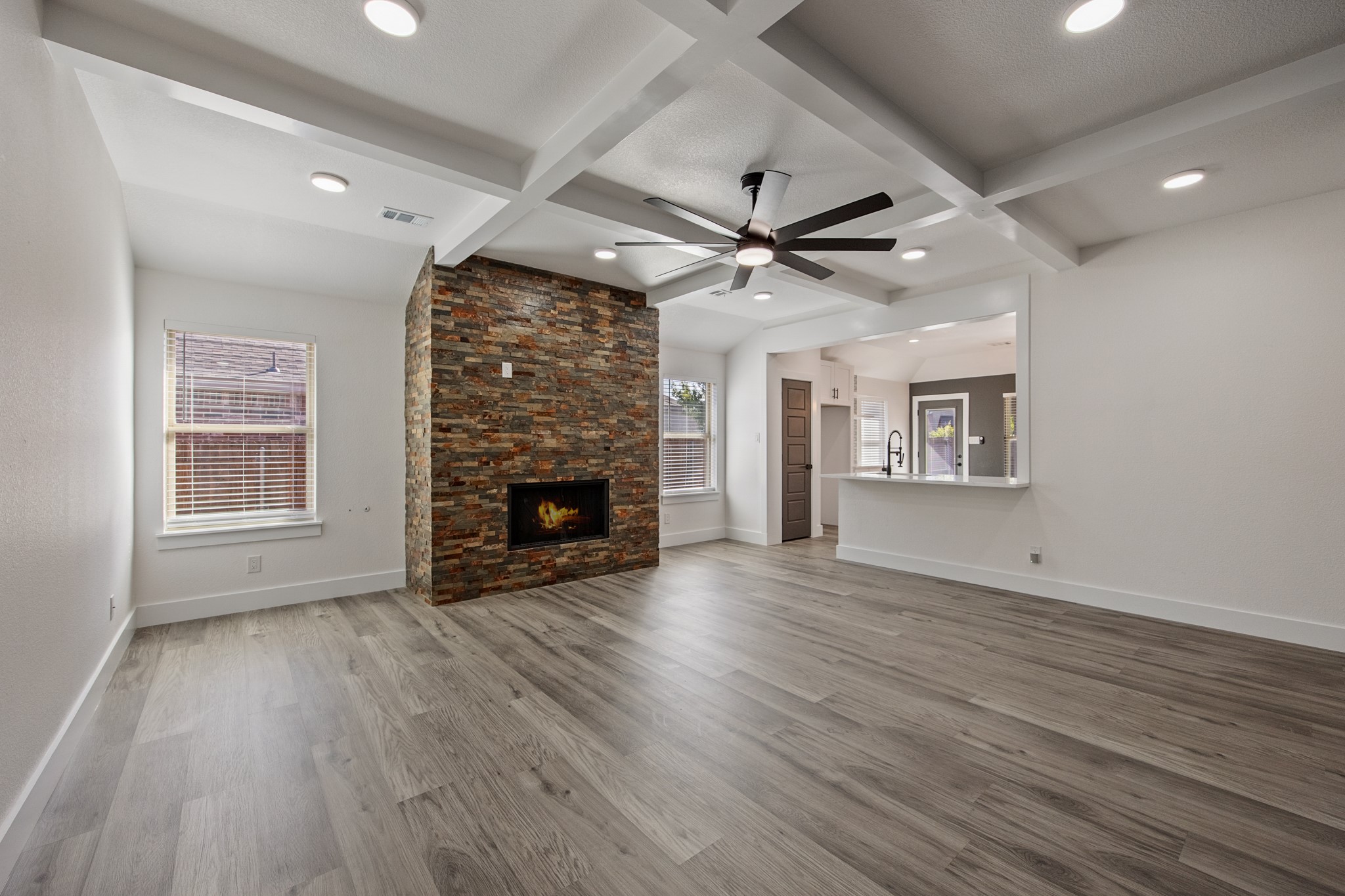 Residential in Crowley 5