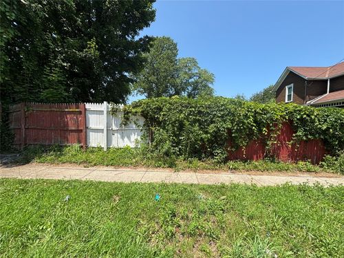 246 W 19th St, Erie, PA, 16502 | Card Image