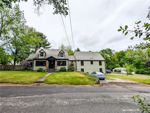 42 Mechanic St, North Smithfield, RI, 02896-7724 | Card Image