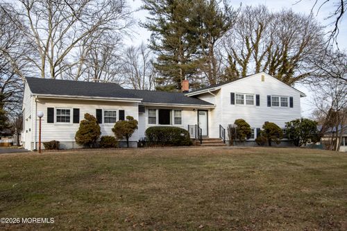19 Meadow Dr, Tinton Falls, NJ, 07724-3121 | Card Image