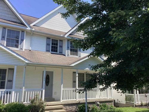 104 5 Forks Dr, Morgantown, WV, 26508-9025 | Card Image