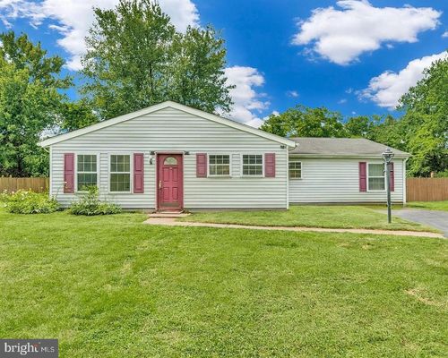 201 E Lynn Ct, STERLING, VA, 20164-2921 | Card Image