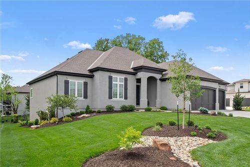 10909 172nd St, Overland Park, KS, 66221-6909 | Card Image
