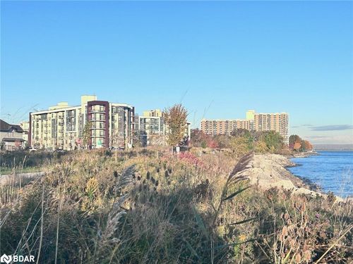 110-101 Shoreview Pl, Stoney Creek, ON, L8E0K2 | Card Image