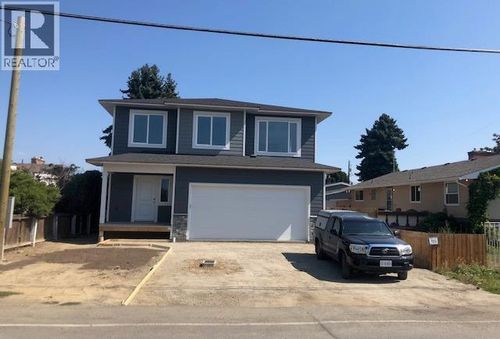 855 Schreiner St, Kamloops, BC, V2B5V7 | Card Image