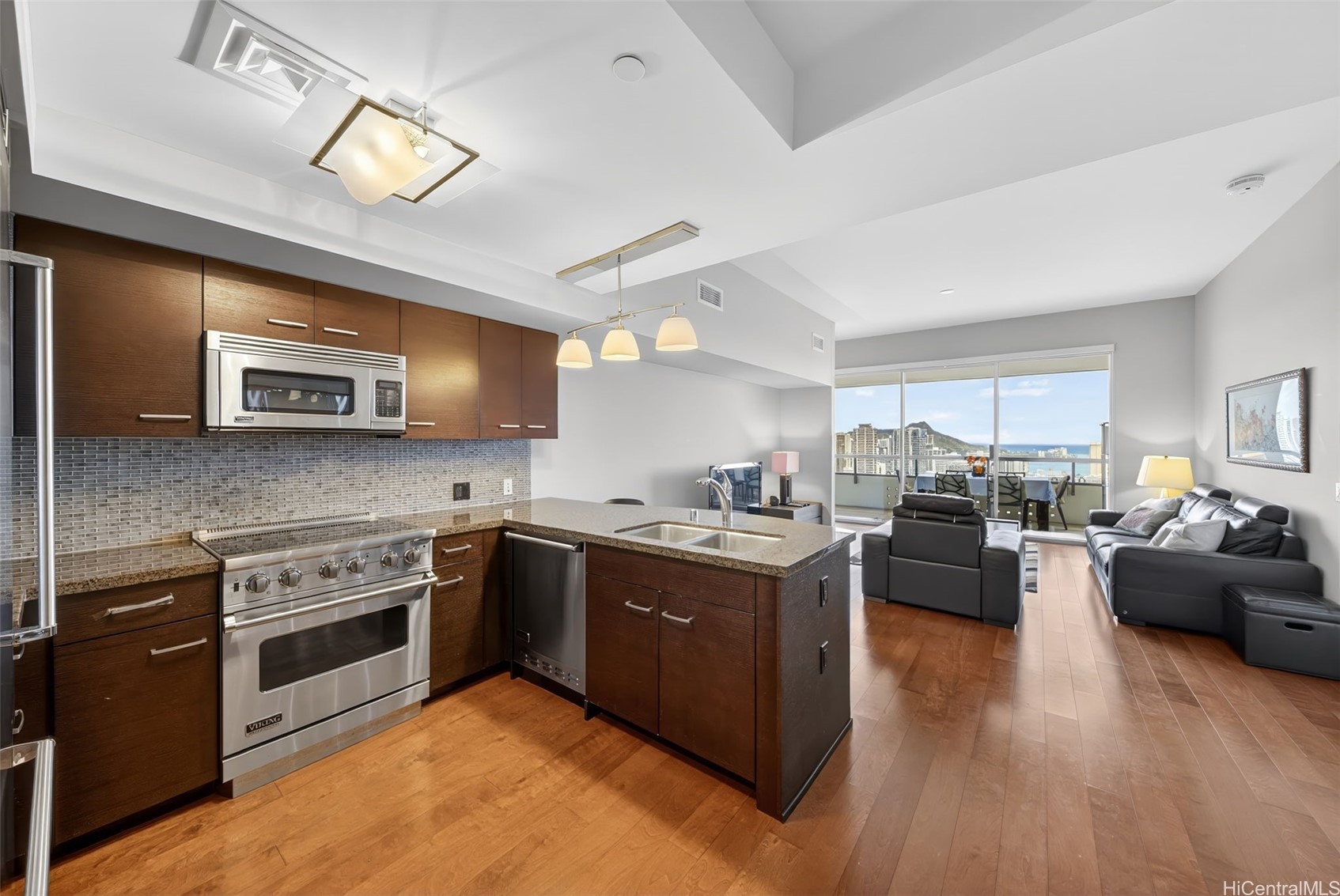 Residential in Honolulu 4
