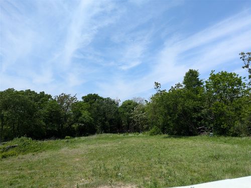 2421 Cedar Crest Blvd, Dallas, TX, 75203-4405 | Card Image