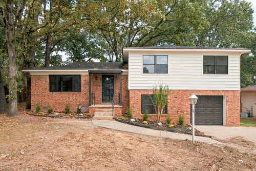 8704 Holiday Dr, Sherwood, AR, 72120-3912 | Card Image