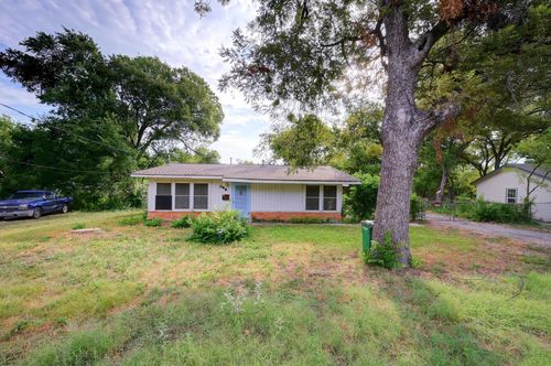 300 Pecan Dr, Austin, TX, 78753-5631 | Card Image