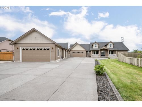 2487 Redwood Ave, Longview, WA, 98632-9390 | Card Image