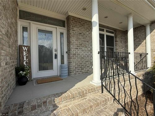 320 Riviara Pl, Chesapeake, VA, 23322-6949 | Card Image