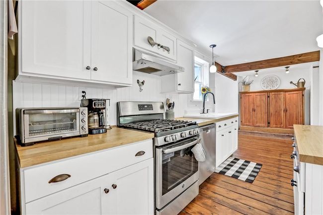 36 Pancake Hollow Rd, House other with 2 bedrooms, 2 bathrooms and 2 parking in Highland NY | Image 10
