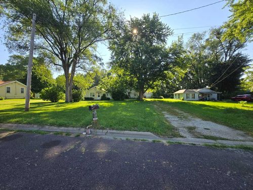 119 Sun Valley Ct, East Peoria, IL, 61611-2953 | Card Image