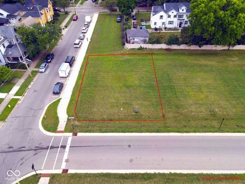 178 W Franklin St, Shelbyville, IN, 46176-1238 | Card Image