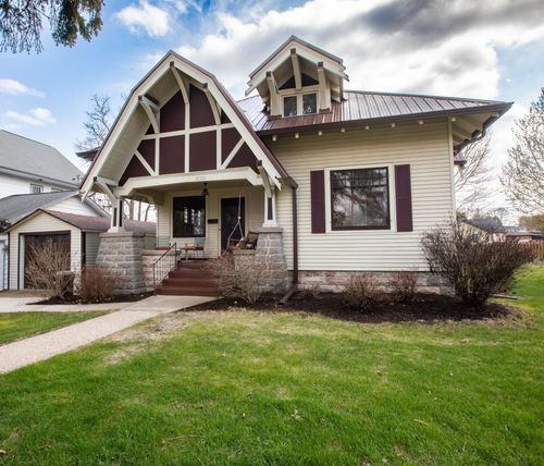 430 Doty St, Mineral Point, WI, 53565-1224 | Card Image