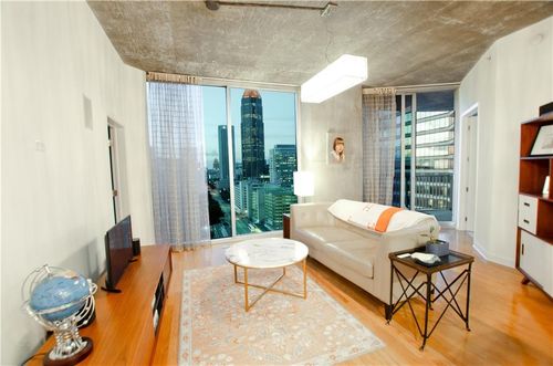 unit-1713-400 W Peachtree St Nw, Atlanta, GA, 30308-3550 | Card Image