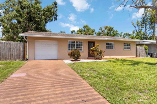 3520 Aloha Dr, SARASOTA, FL, 34232-5557 | Card Image