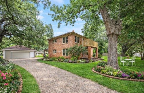 212 W Alabama St, Wharton, TX, 77488-3804 | Card Image