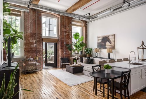 apt-331-1350 Rosa L Parks Blvd, Nashville, TN, 37208-2594 | Card Image