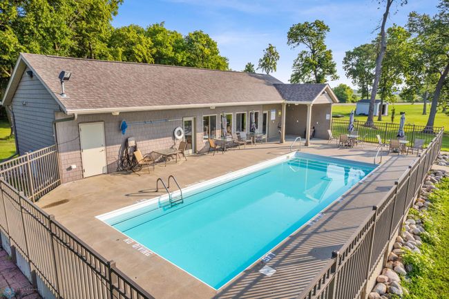 Heated pool | Image 12