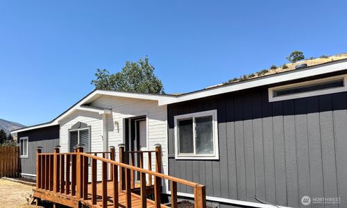 3076 Hedding St, Entiat, WA, 98822-9713 | Card Image