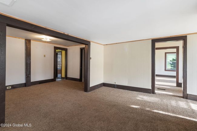 living room | Image 10