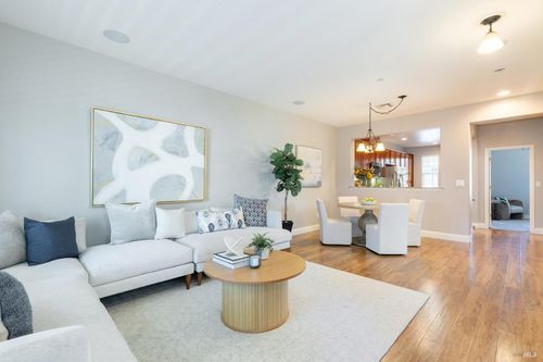 720 Wintergreen Court, Napa, CA, 94559 | Card Image